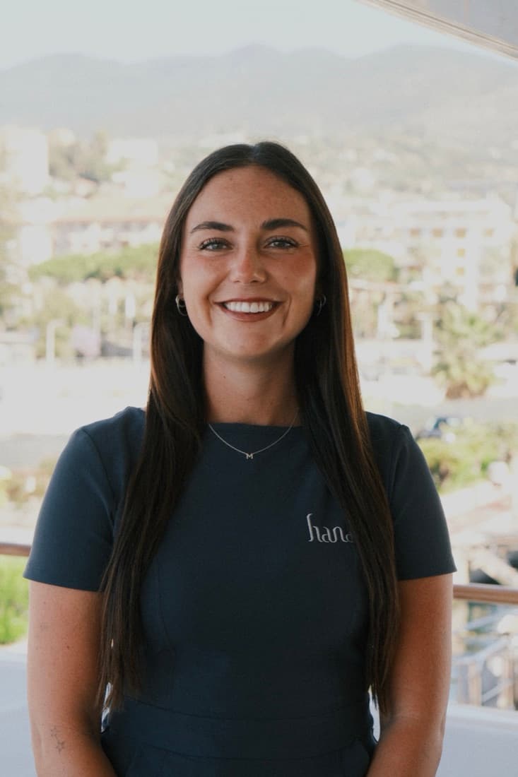 Montana Smith — Stewardess